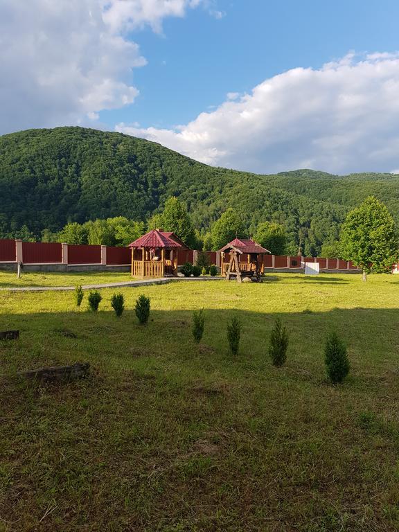 Hotel Lara Solochin Zewnętrze zdjęcie