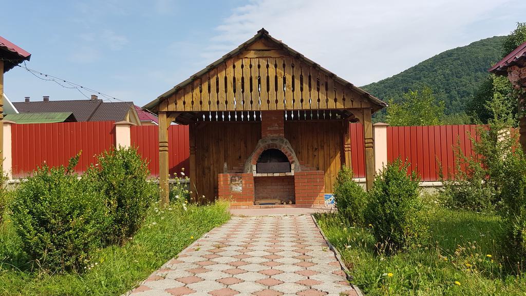 Hotel Lara Solochin Zewnętrze zdjęcie