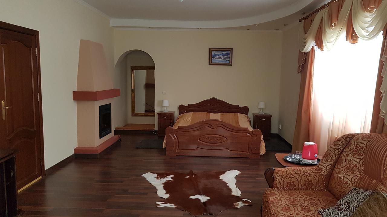Hotel Lara Solochin Zewnętrze zdjęcie