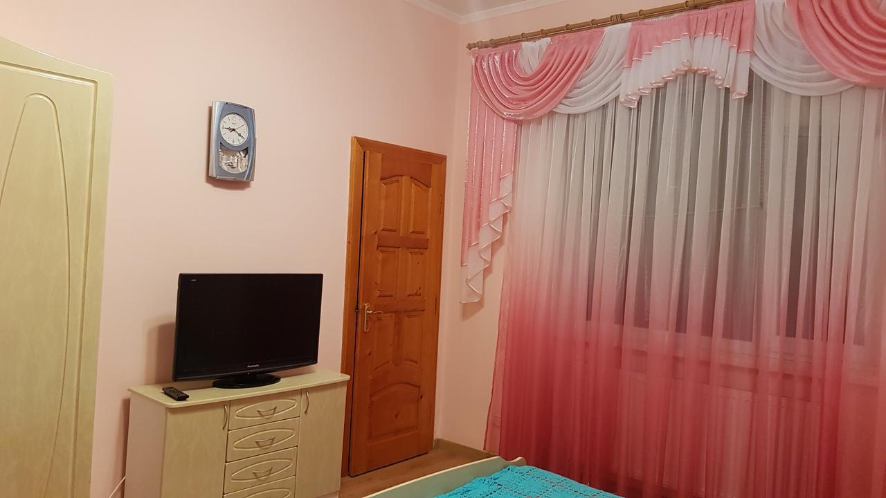 Hotel Lara Solochin Zewnętrze zdjęcie